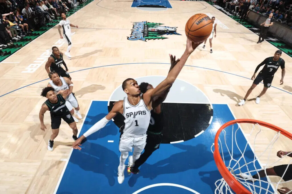 Victor Wembanyama comes up big again to propel Spurs to key Game 3 win over Timberwolves