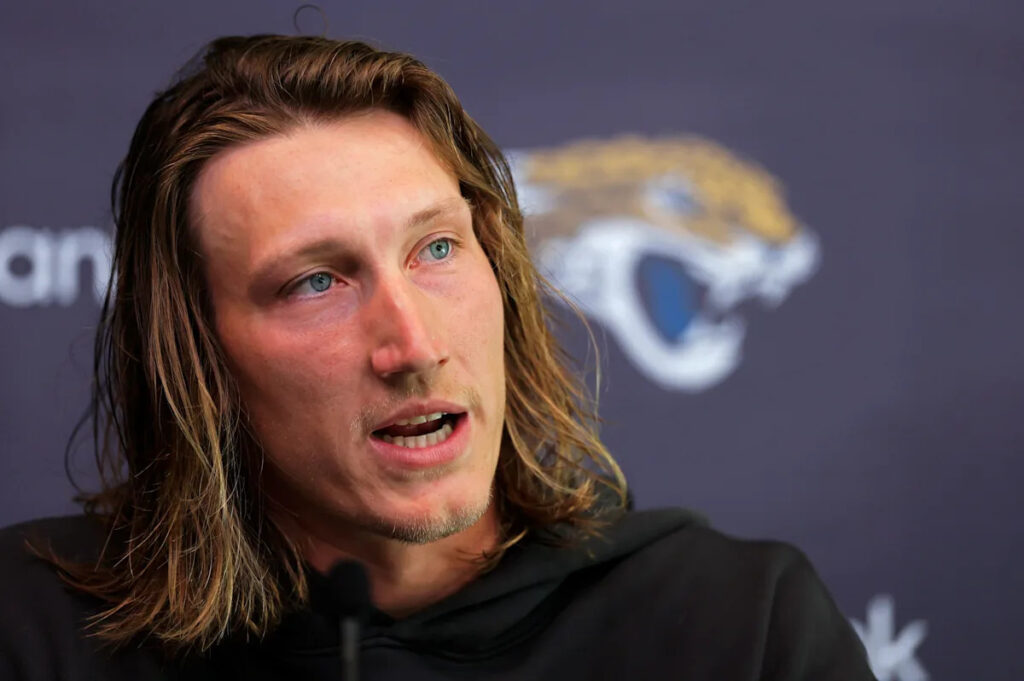Trevor Lawrence sports new haircut in Jaguars’ NFL schedule release video Trevor Lawrence sports new haircut in Jaguars’ NFL schedule release video