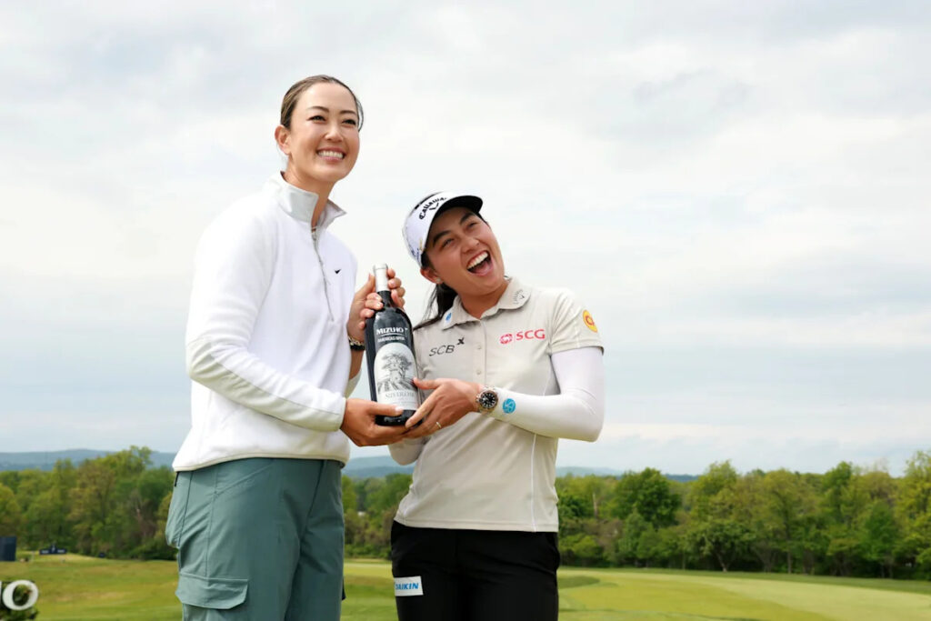 Jeeno Thitikul makes statement of her own, winning Mizuho by four