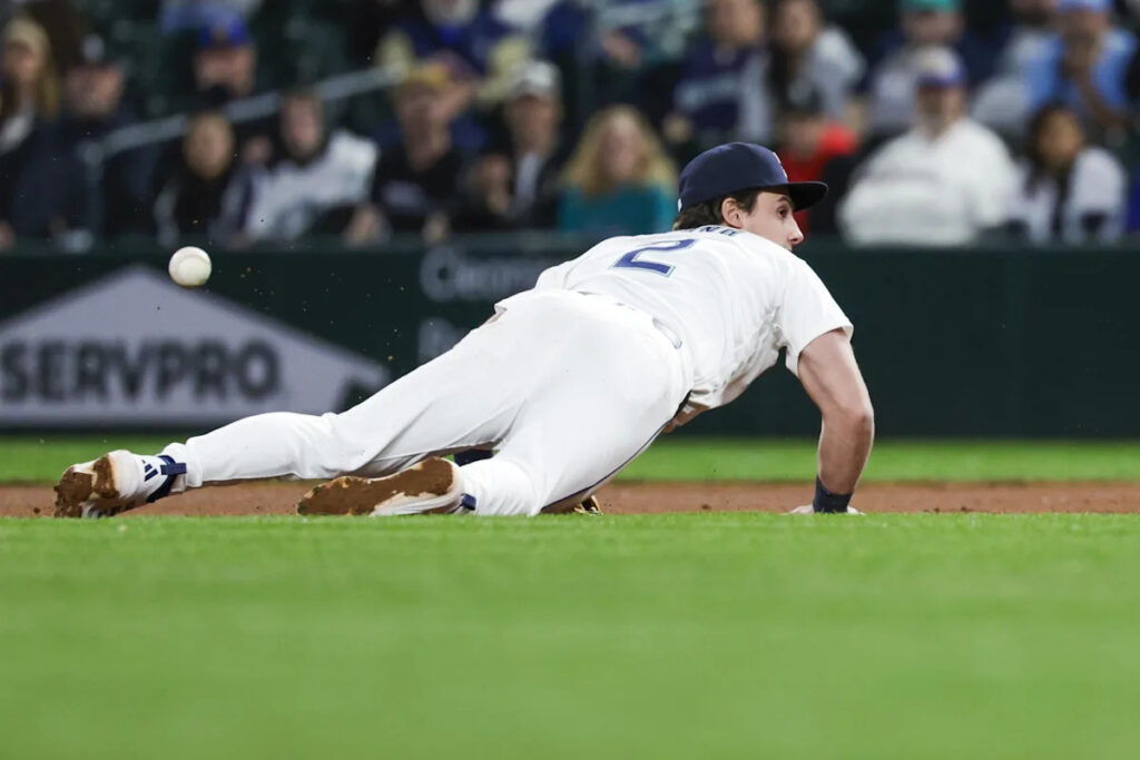 Mariners make everyone sad, lose to White Sox 2-1