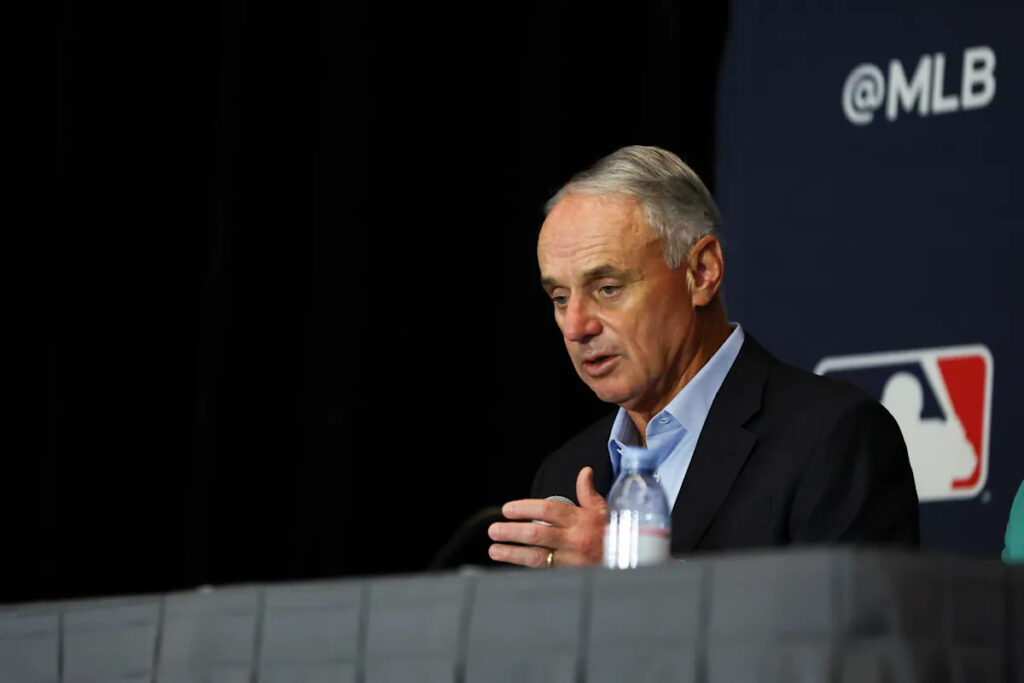 MLB reportedly submits first CBA proposal to union, which includes a hard salary cap and a 1M salary floor MLB reportedly submits first CBA proposal to union, which includes a hard salary cap and a 1M salary floor