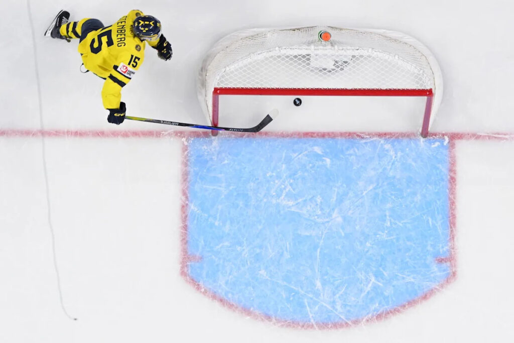 Blackhawks At World Championships: Teuvo Teravainen Impresses, USA Loses To Host Switzerland