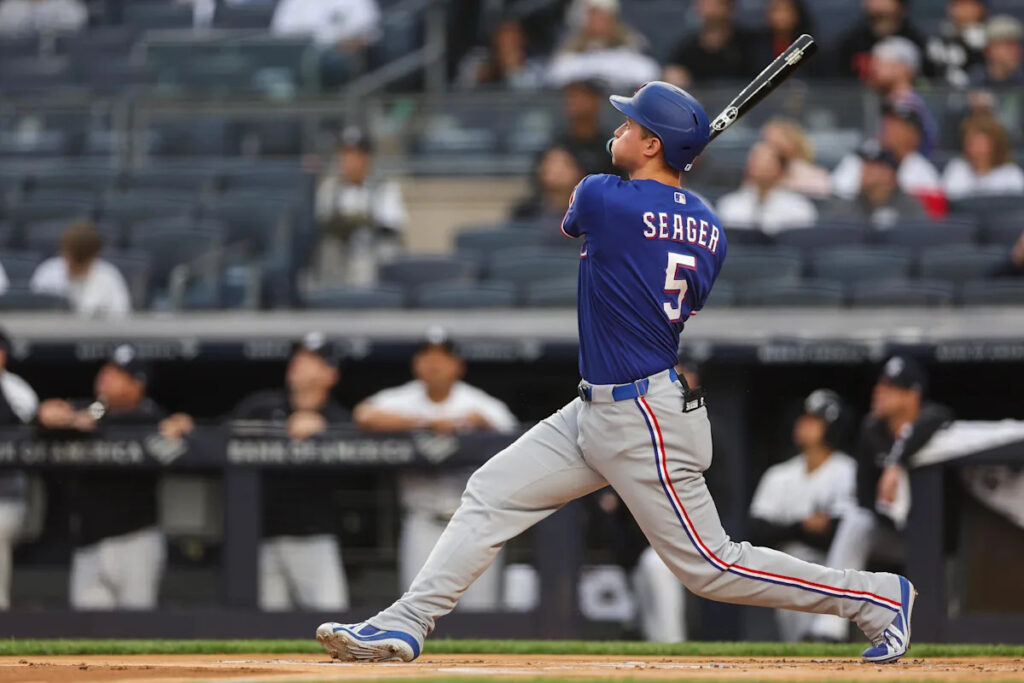 17-19 – No complaints as Rangers, Eovaldi handle Yankees 6-1