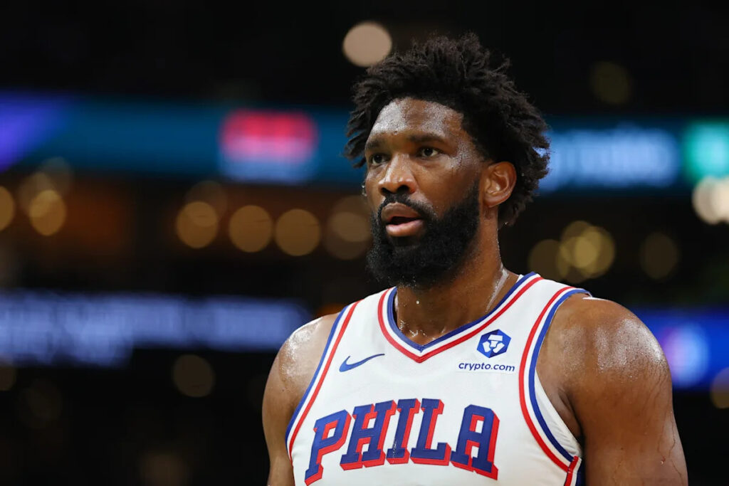 Is Joel Embiid playing vs. Knicks tonight? Injury update for 76ers star