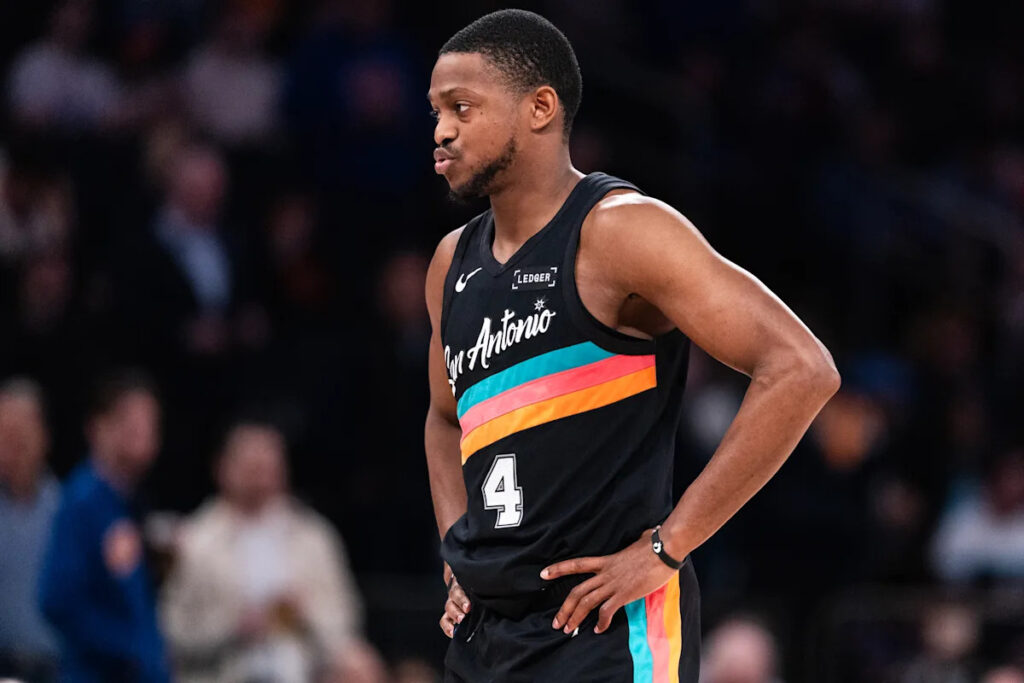 Mitch Johnson has ‘no idea’ if Spurs guard De’Aaron Fox will be ready for Game 2 vs. Thunder