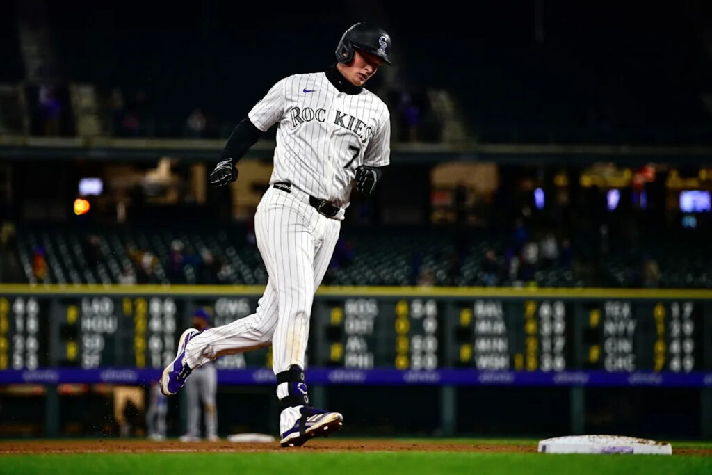 Mets 10, Rockies 5: Rumfield’s three hits not enough to heat up Rockies