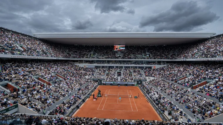 Arthur Gea pleads with umpire for mid-match bathroom break at French Open: ‘I can’t move anymore’ Arthur Gea pleads with umpire for mid-match bathroom break at French Open: ‘I can’t move anymore’