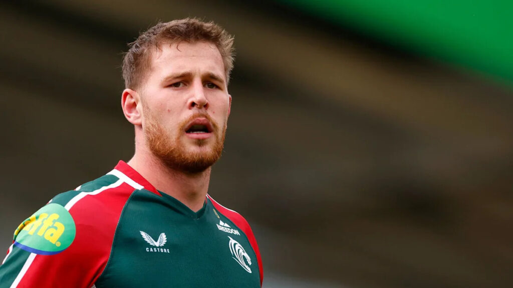 Tigers full-back Steward undergoes thumb surgery