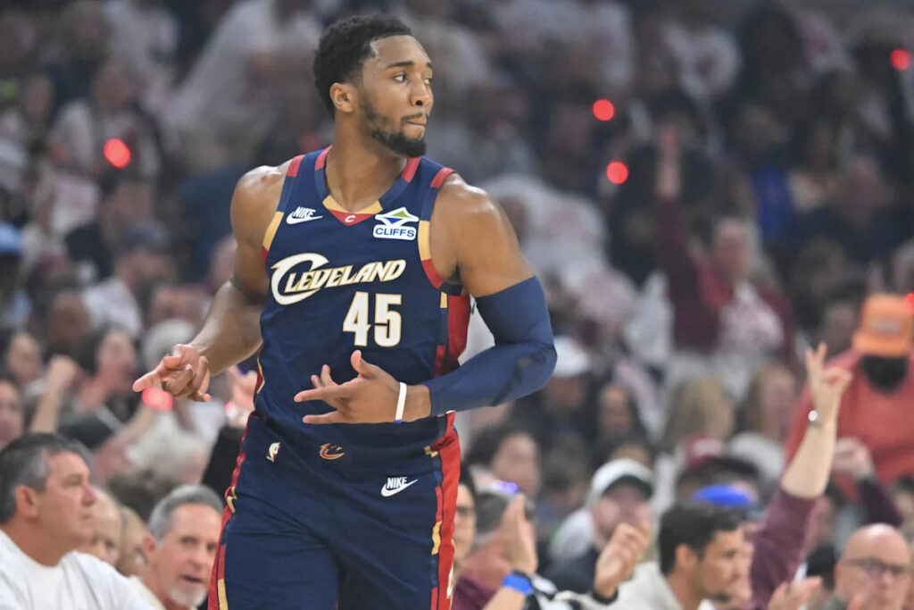12 Takeaways from Cavs series-tying Game 4 victory over Pistons: Cavaliers go as Donovan Mitchell does