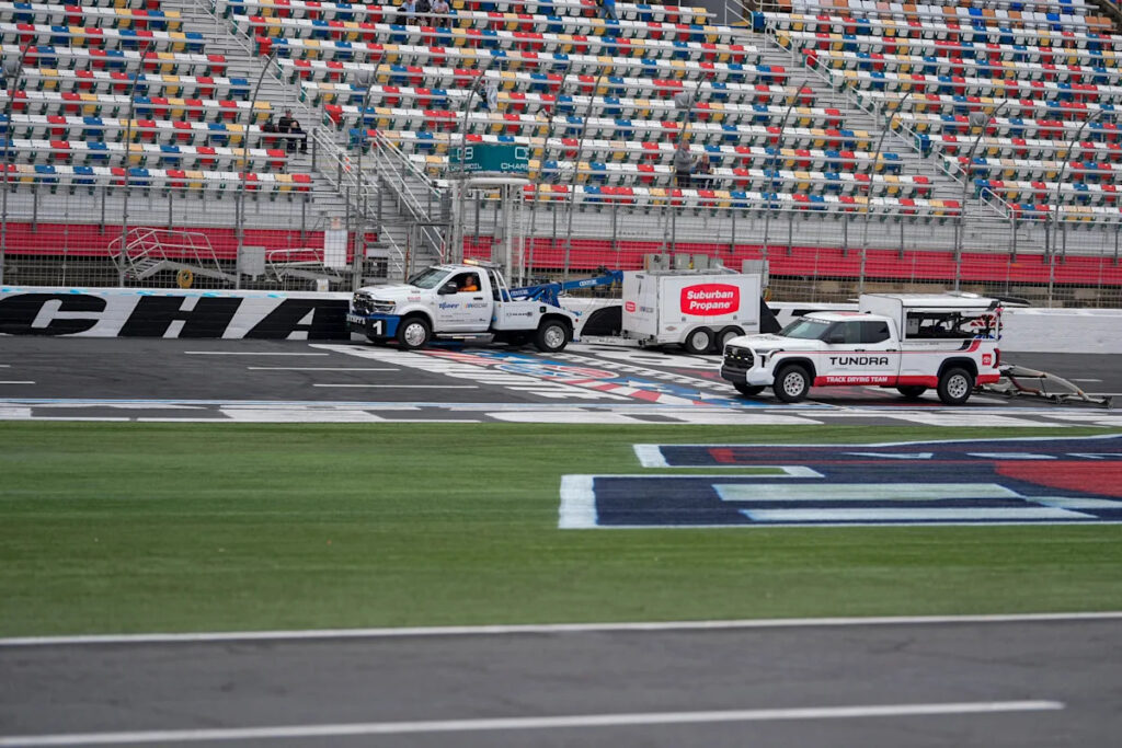 NASCAR O’Reilly Series race at Charlotte delayed by rain