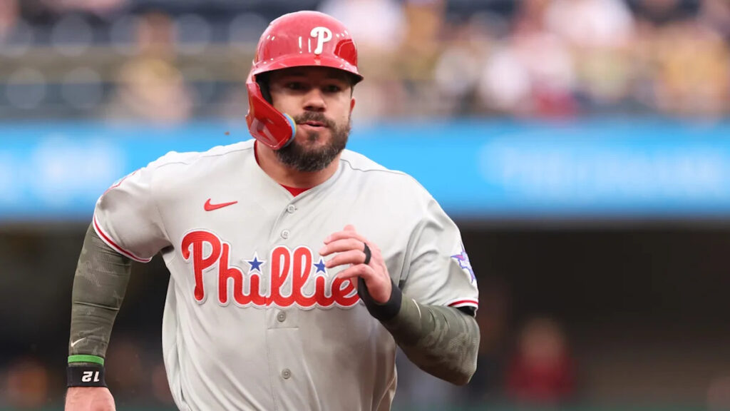 Kyle Schwarber hits majors-leading 19th and 20th HRs, Phillies beat Pirates 11-9 in 10 innings