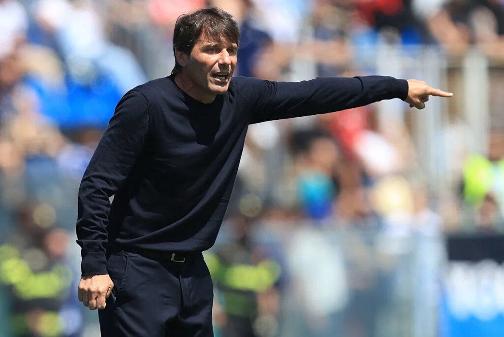 Antonio Conte confronts Aurelio de Laurentiis and confirms Napoli exit Antonio Conte confronts Aurelio de Laurentiis and confirms Napoli exit