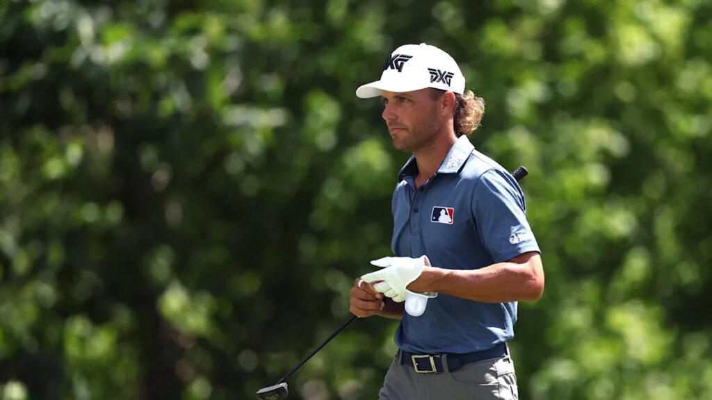Eric Cole takes lead at Colonial behind 7-under 63