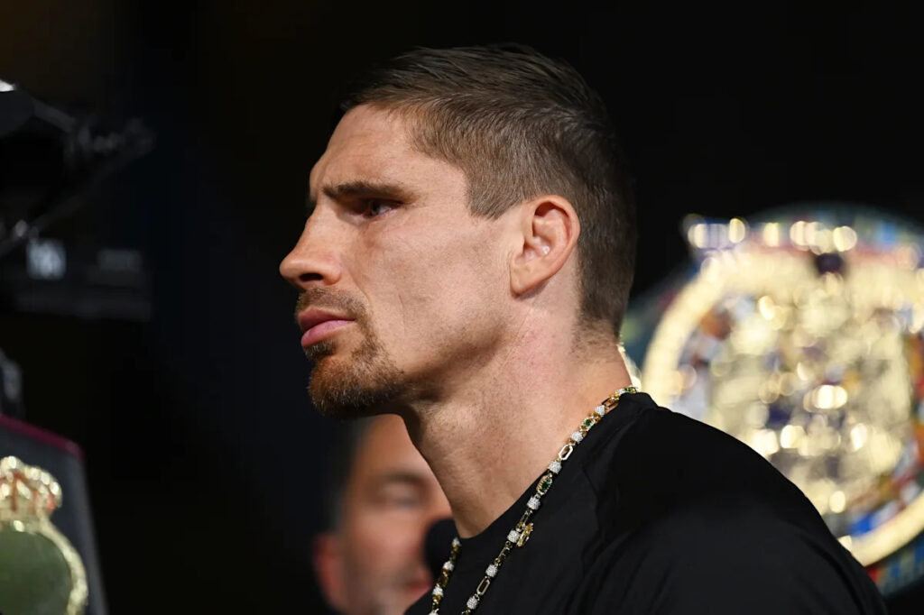 ‘It’s tragic’: Peter Fury details what referee Mark Lyson told him after Oleksandr Usyk controversy