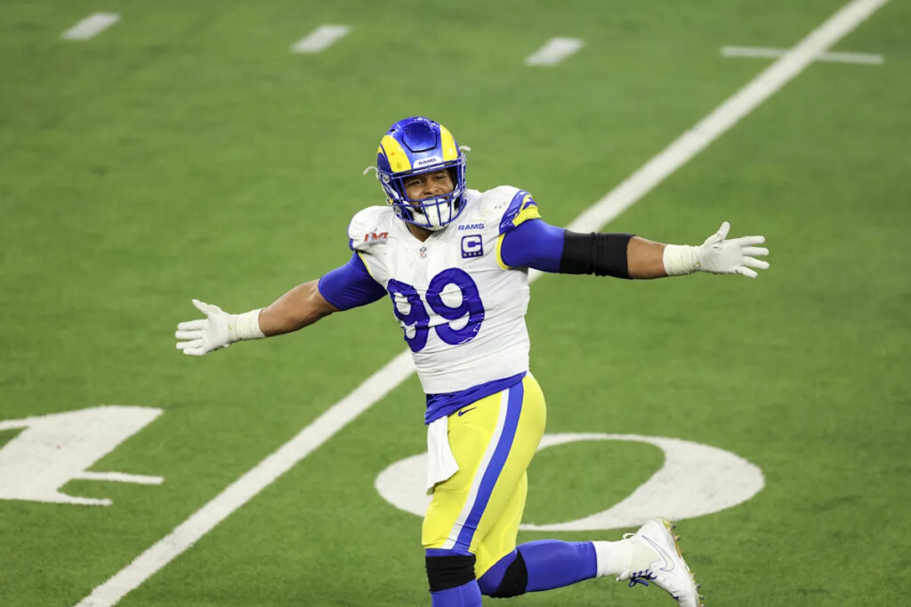 Celebrating Aaron Donald’s birthday remembering his finest moment