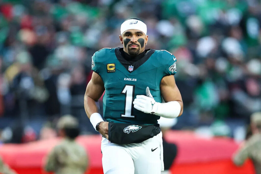 Jalen Hurts, Saquon Barkley address A.J. Brown rumors at Eagles OTAs