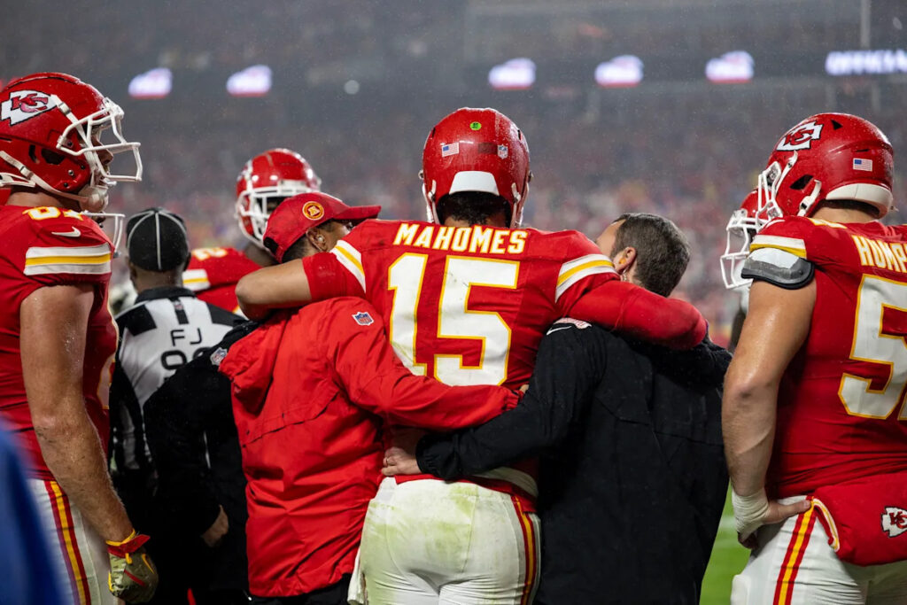 Safe or risky? How Patrick Mahomes, Fernando Mendoza impacted NFL’s 2026 schedule decisions