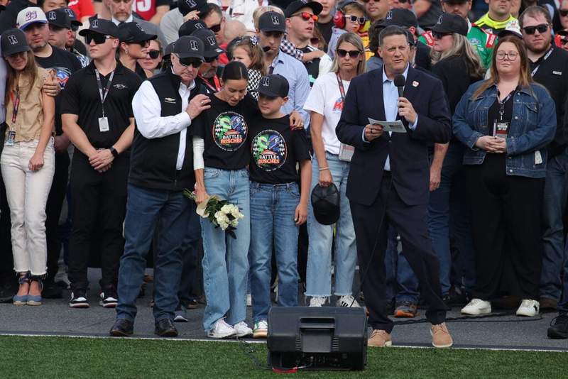 Kyle Larson’s son Owen consoles Brexton Busch during emotional tribute to Kyle Busch Kyle Larson’s son Owen consoles Brexton Busch during emotional tribute to Kyle Busch