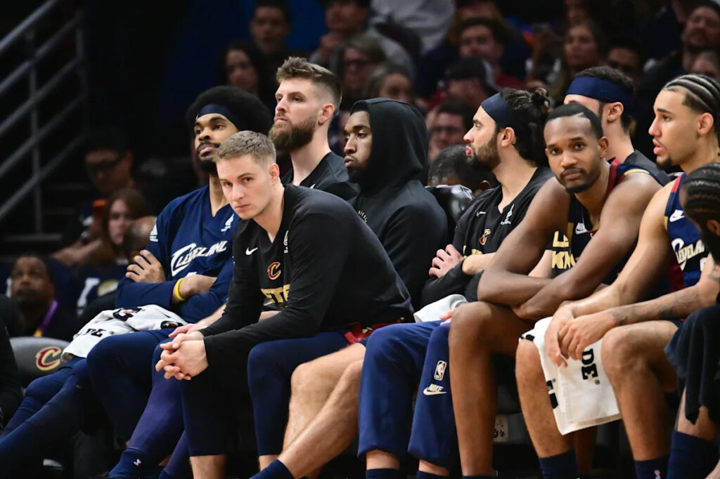 Cavaliers face huge dilemma after Knicks sweep: Blow it up or go for broke?