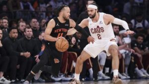 Jalen Brunson makes life easier for Knicks with playoff career-high 14 assists in Game 2 win