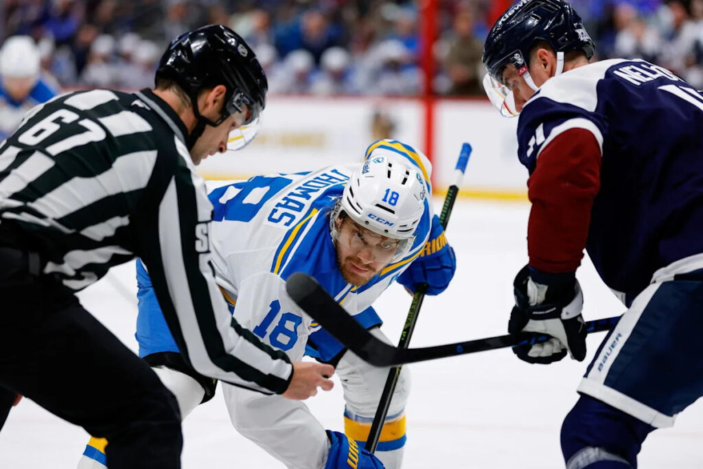 NHL Rumors: Flyers Need To Target Blues Star This Summer