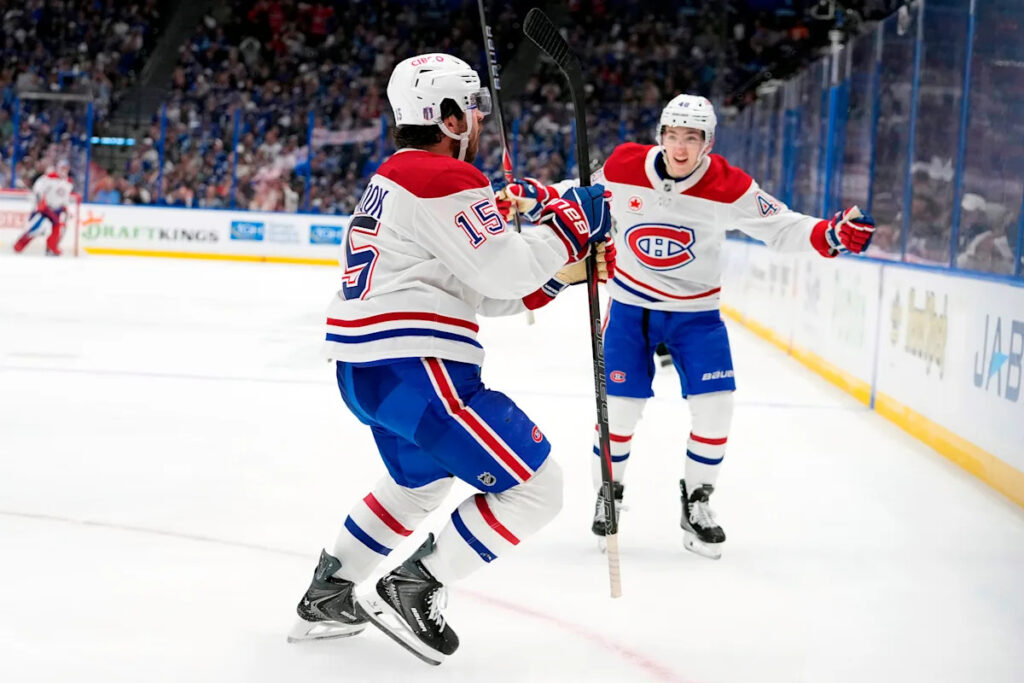 Hall’s OT score helps Hurricanes top Flyers to take 2-0 lead in 2nd-round series of NHL playoffs
