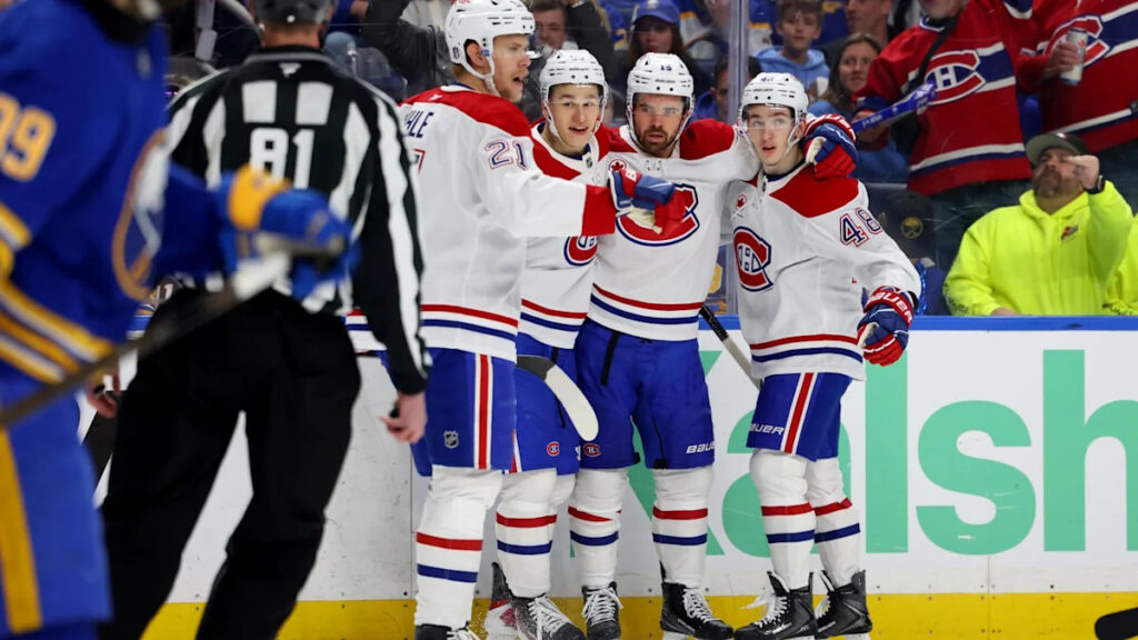 Alex Newhook scores twice as Canadiens beat Sabres 5-1 to tie 2nd-round playoff series at 1 apiece