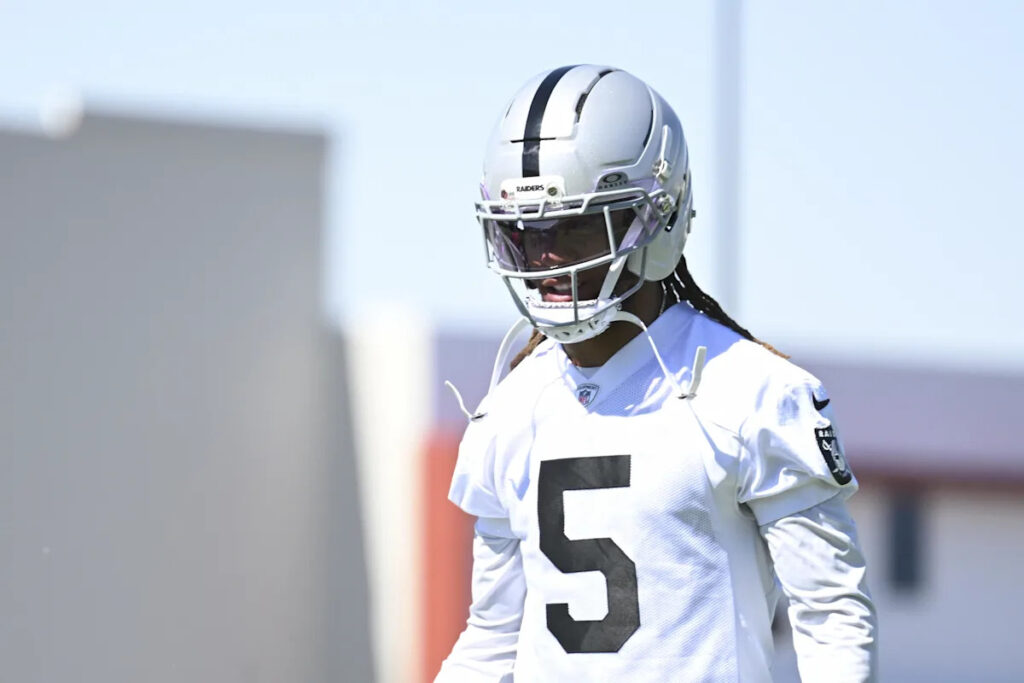 Eric Stokes embracing leader, veteran role for Raiders cornerbacks Eric Stokes embracing leader, veteran role for Raiders cornerbacks