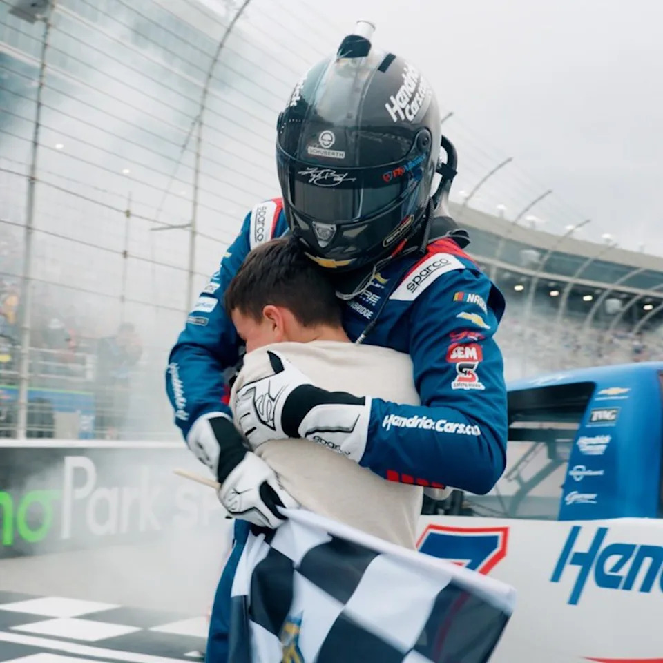 Brexton Busch quietly updated his profile picture to honor his father. Brexton Busch/Instagram