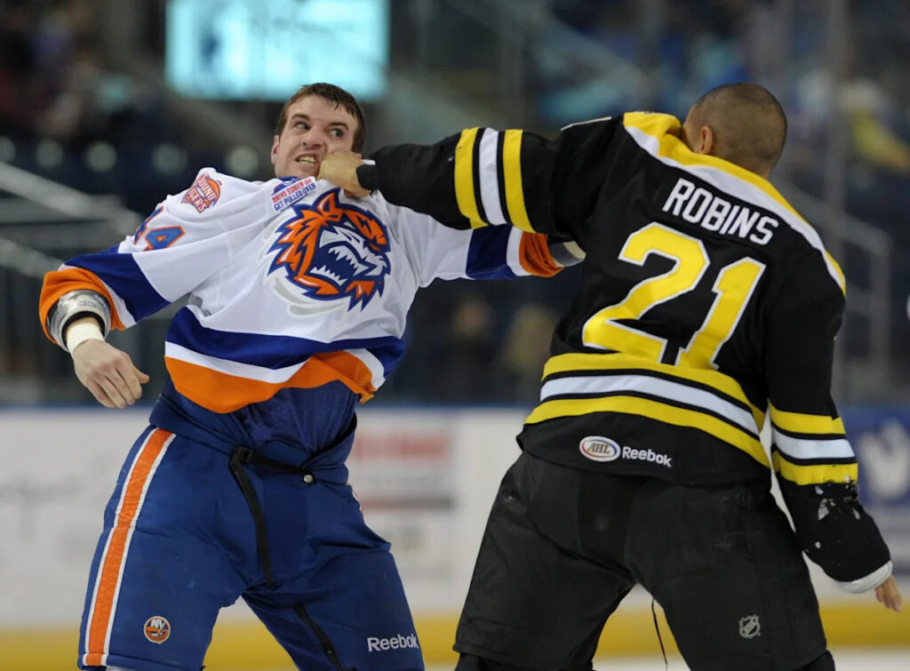 Islanders & NHL Playoff News: Hammer time (and Trenton too) Islanders & NHL Playoff News: Hammer time (and Trenton too)