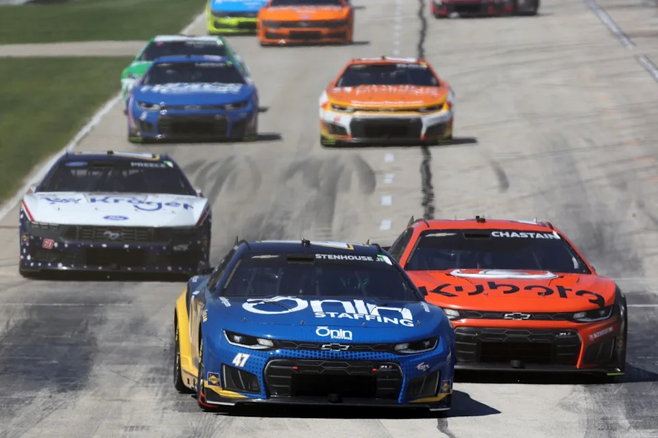 Ricky Stenhouse Jr., HYAK Motorsports