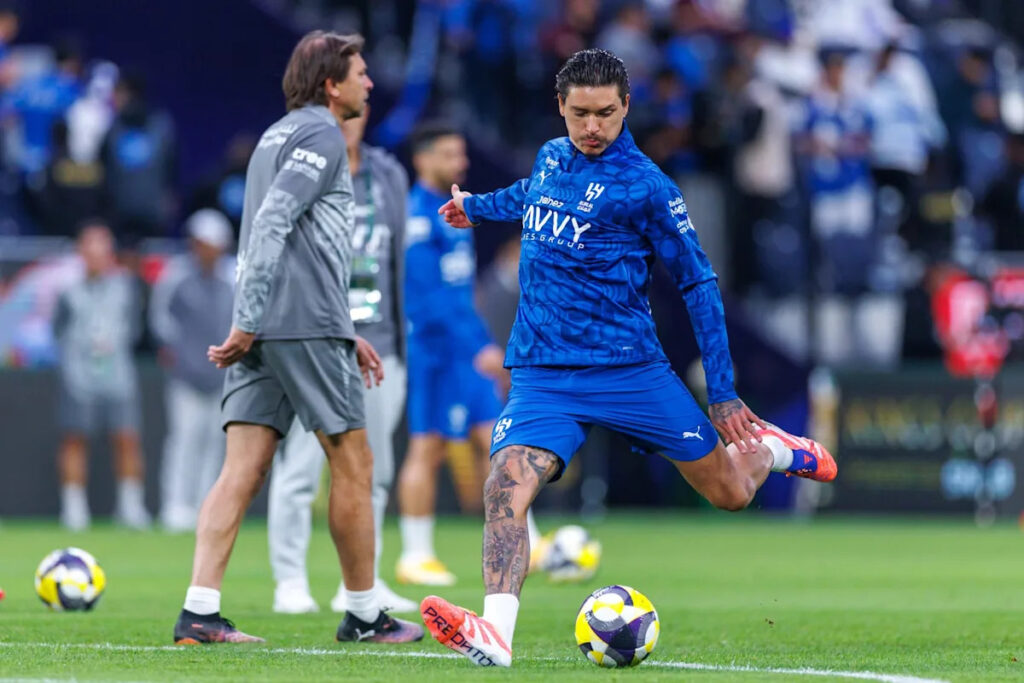 Former Liverpool star emerges as a shock target for Barcelona – report Former Liverpool star emerges as a shock target for Barcelona – report