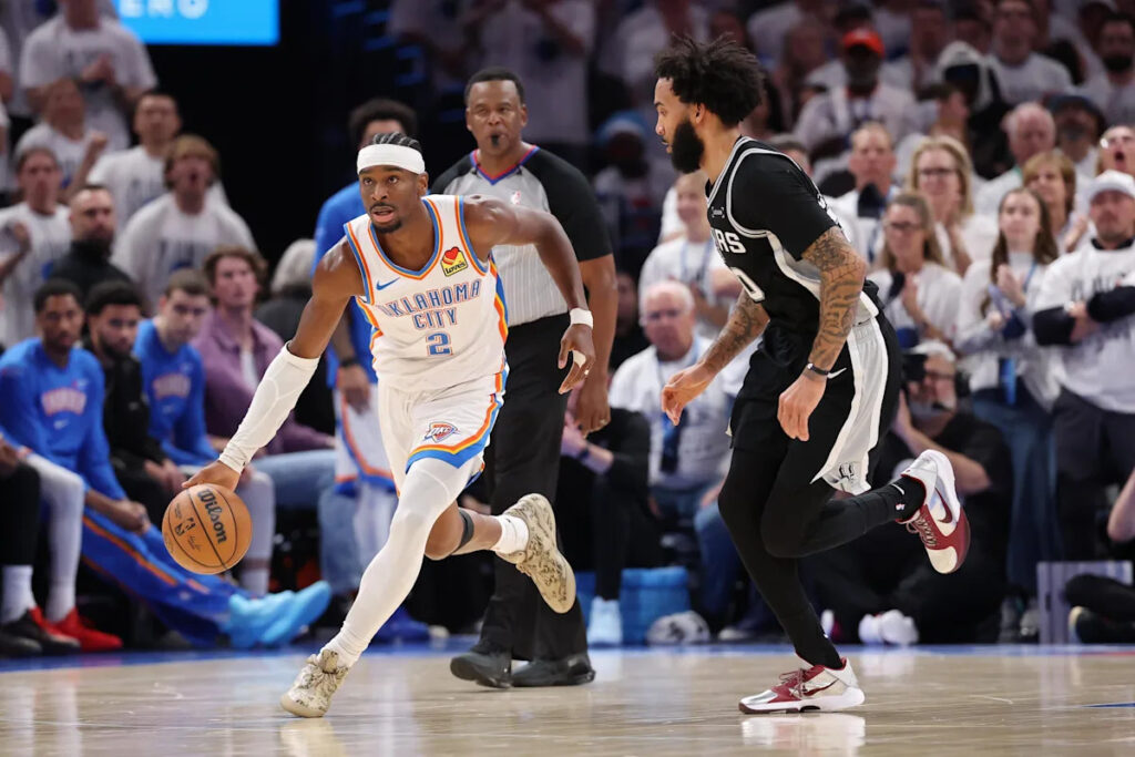 Spurs go down 3-2 in West Finals following disappointing showing in game 5 Spurs go down 3-2 in West Finals following disappointing showing in game 5