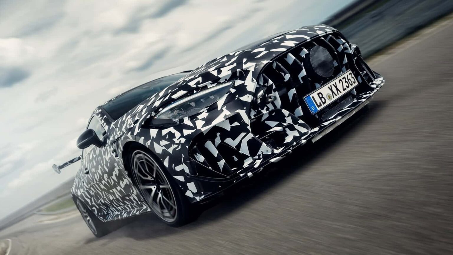 Mercedes-AMG Mythos: New Photos Released