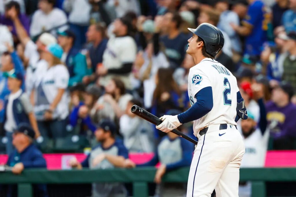 Mariners Slug Homers, Angels in 6-2 Win