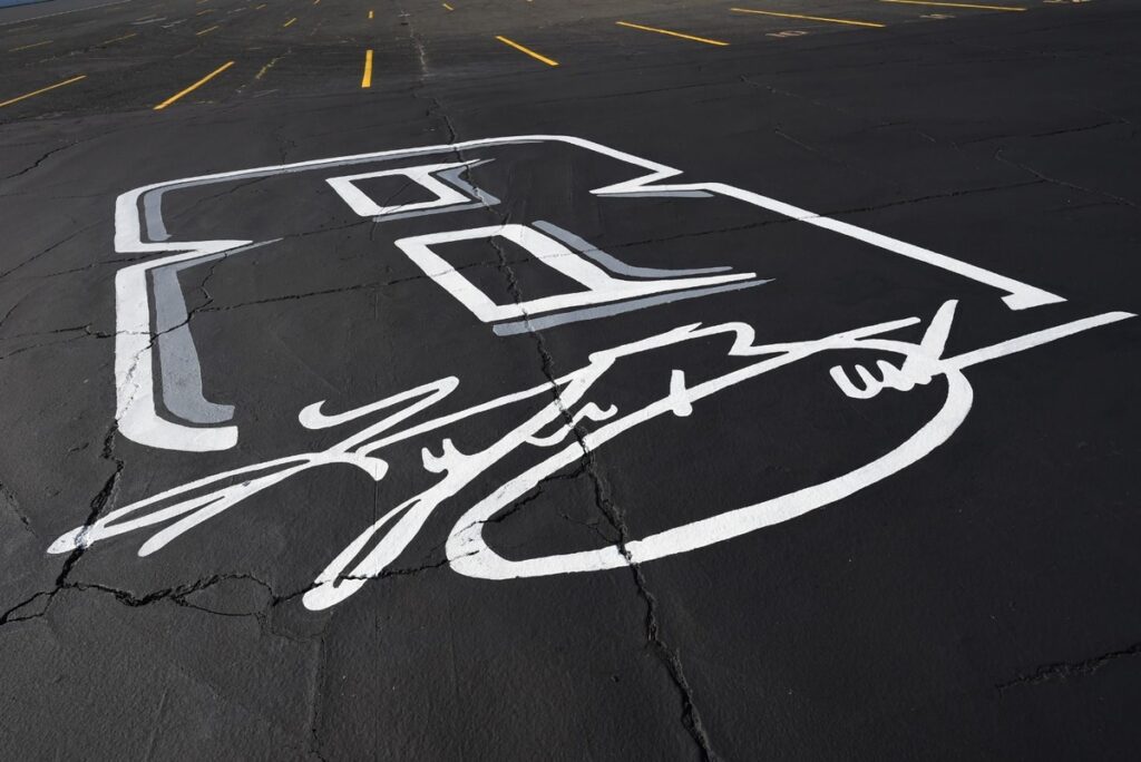 How Sonoma Raceway is honoring Kyle Busch this weekend
