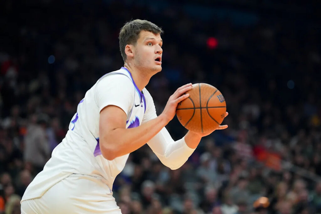 Walker Kessler ‘at odds’ with Jazz front office, Lakers among interested teams Walker Kessler ‘at odds’ with Jazz front office, Lakers among interested teams