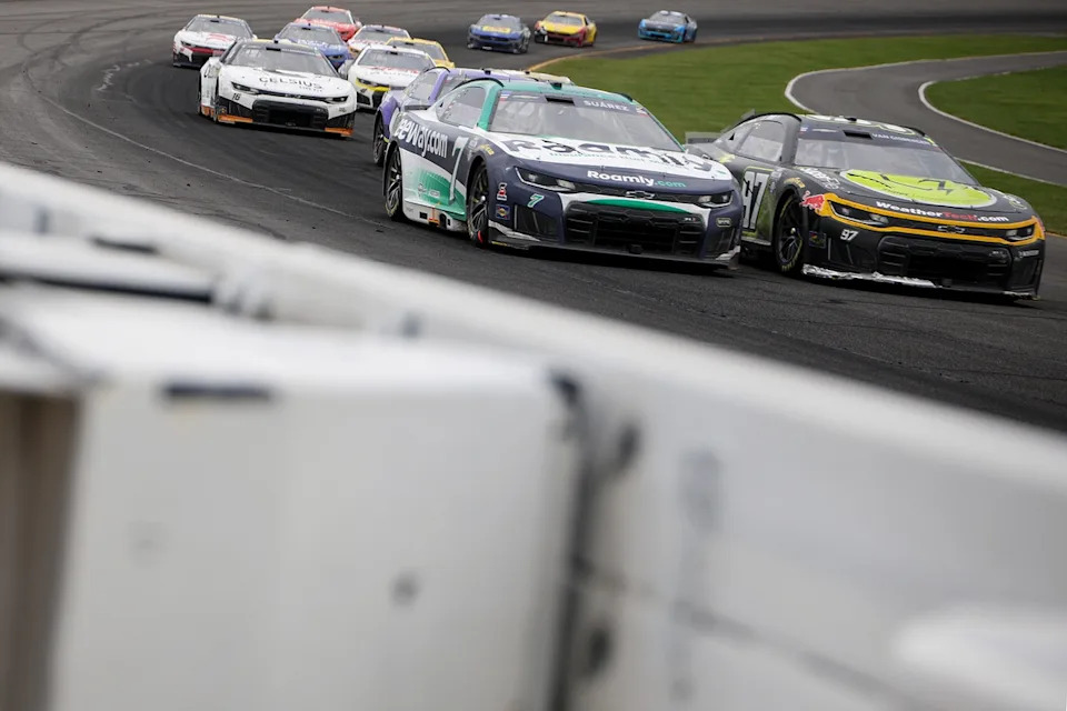 Daniel Suárez, Spire Motorsports, Shane van Gisbergen, Trackhouse Racing