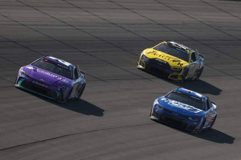 Bubba Wallace and Austin Dillon send very different messages to Carson Hocevar after Michigan crash Bubba Wallace and Austin Dillon send very different messages to Carson Hocevar after Michigan crash