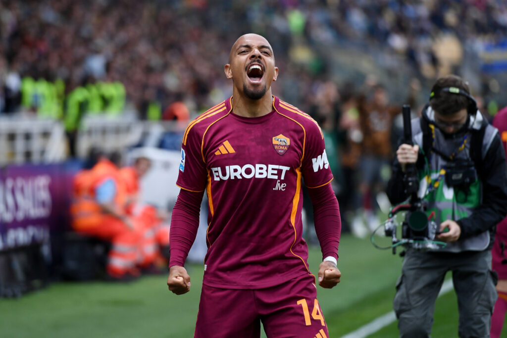 Malen on Roma impact, Arsenal education and surprising nicknames