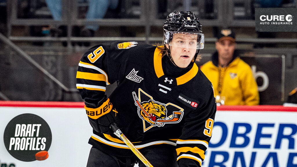 A center with ‘fantastic’ hockey sense could give Flyers option to trade down