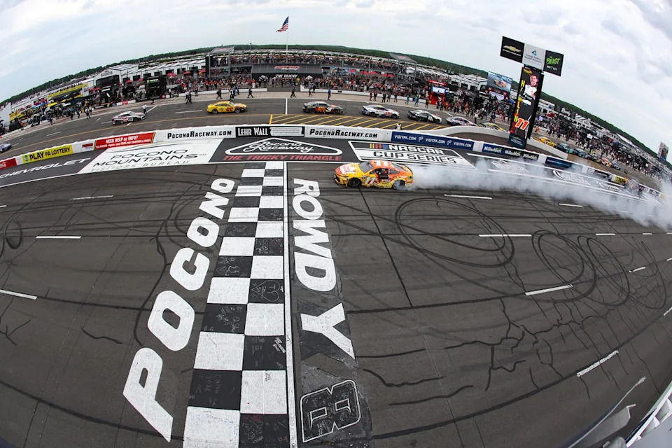 Denny Hamlin, Joe Gibbs Racing