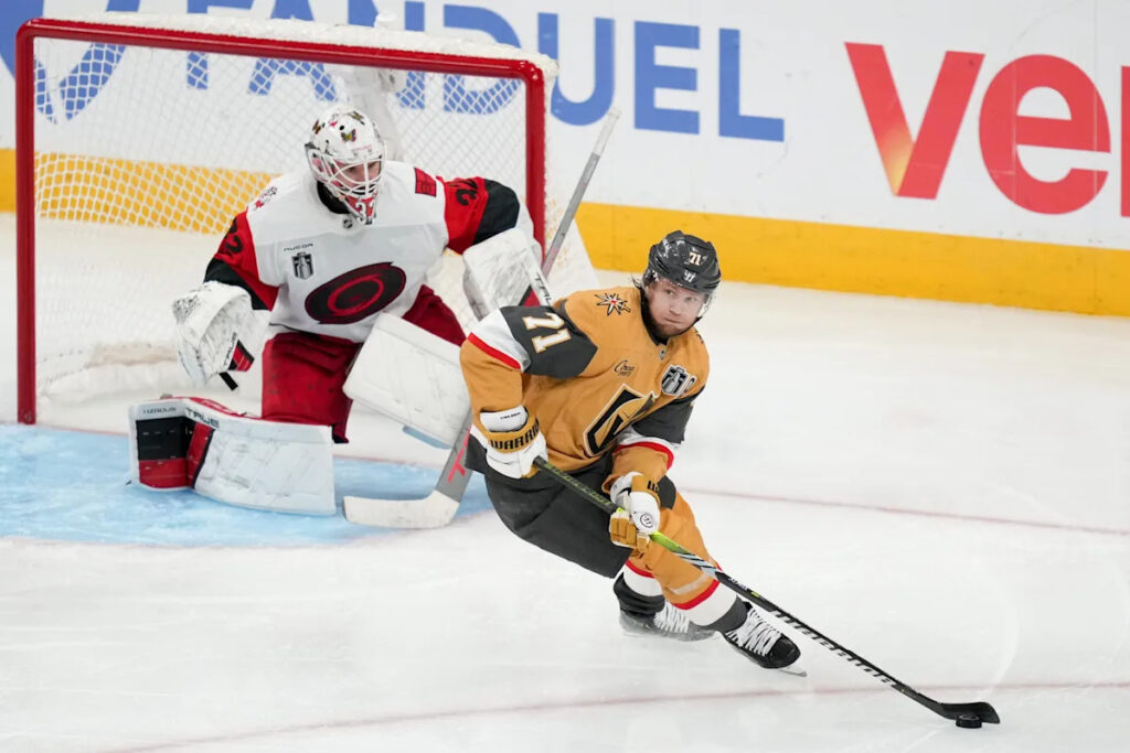 Hurricanes won’t say if Andersen or Bussi will start Game 4: Who should?