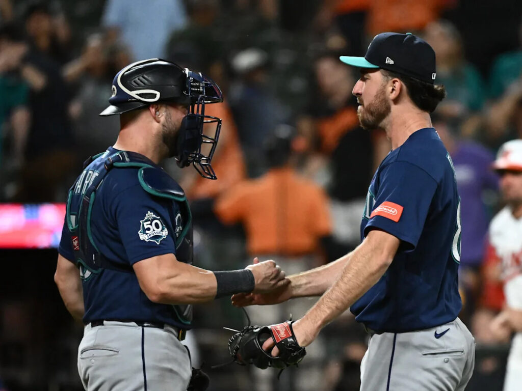 A ruined dinner, a game saved: Mariners reliever’s wild day ends in triumph