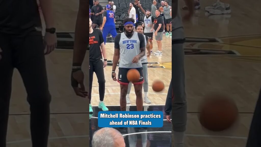 Mitchell Robinson practicing with Knicks before Game 1 of NBA Finals