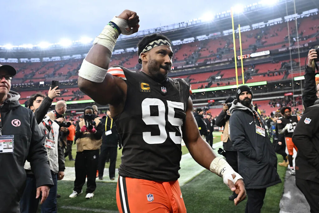 NFL power rankings by Super Bowl odds after Myles Garrett, AJ Brown trades