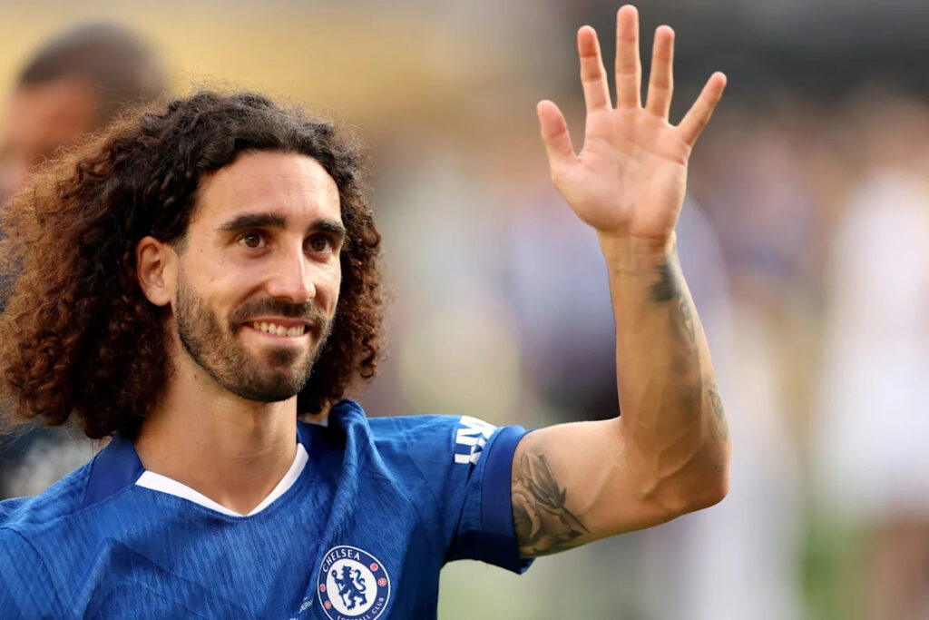 Barcelona face Mourinho’s threat as Real Madrid enter race for defensive target