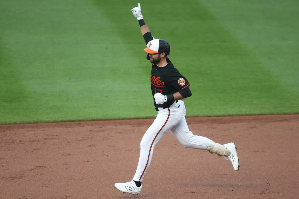 Orioles salvage series split with 7-5 win over M’s