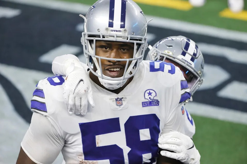<a class="link " href="https://sports.yahoo.com/nfl/teams/dallas/" data-i13n="sec:content-canvas;subsec:anchor_text;elm:context_link" data-ylk="slk:Dallas Cowboys;sec:content-canvas;subsec:anchor_text;elm:context_link;itc:0" data-yga="{"yLinkElement":"context_link","yModuleName":"content-canvas","yLinkText":"Dallas Cowboys","ySubModuleName":"anchor_text","yHasCommerce":false}">Dallas Cowboys</a> defensive end Aldon Smith (58) celebrates a play against the <a class="link " href="https://sports.yahoo.com/nfl/teams/pittsburgh/" data-i13n="sec:content-canvas;subsec:anchor_text;elm:context_link" data-ylk="slk:Pittsburgh Steelers;sec:content-canvas;subsec:anchor_text;elm:context_link;itc:0" data-yga="{"yLinkElement":"context_link","yModuleName":"content-canvas","yLinkText":"Pittsburgh Steelers","ySubModuleName":"anchor_text","yHasCommerce":false}">Pittsburgh Steelers</a> in an NFL football game in Arlington, Texas, Sunday, Nov. 8, 2020. AP Photo/Ron Jenkins