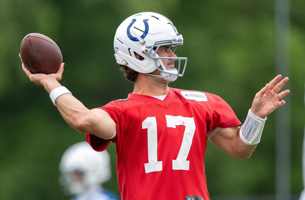 Could the Colts really bench Daniel Jones?